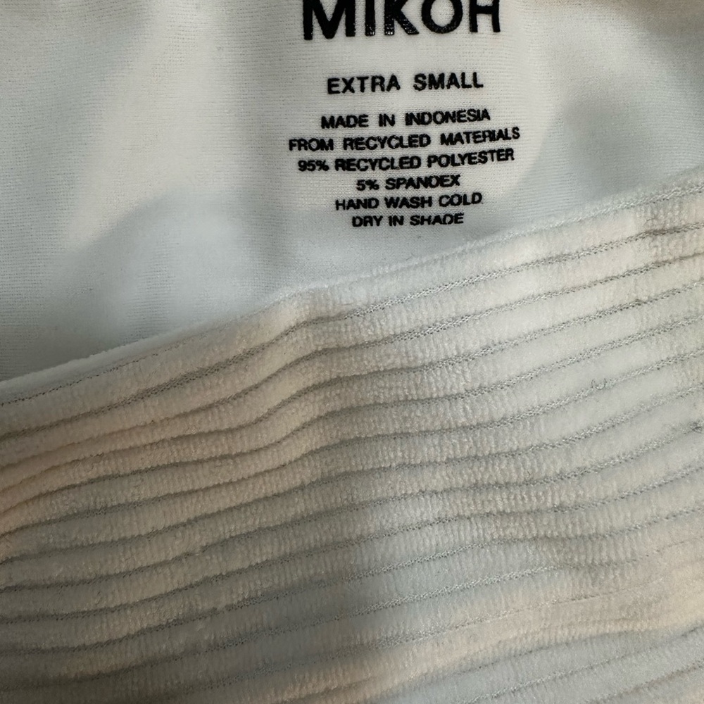 Mikoh Set; Runa Bottom Xs And Calico Triangle Top… - image 5